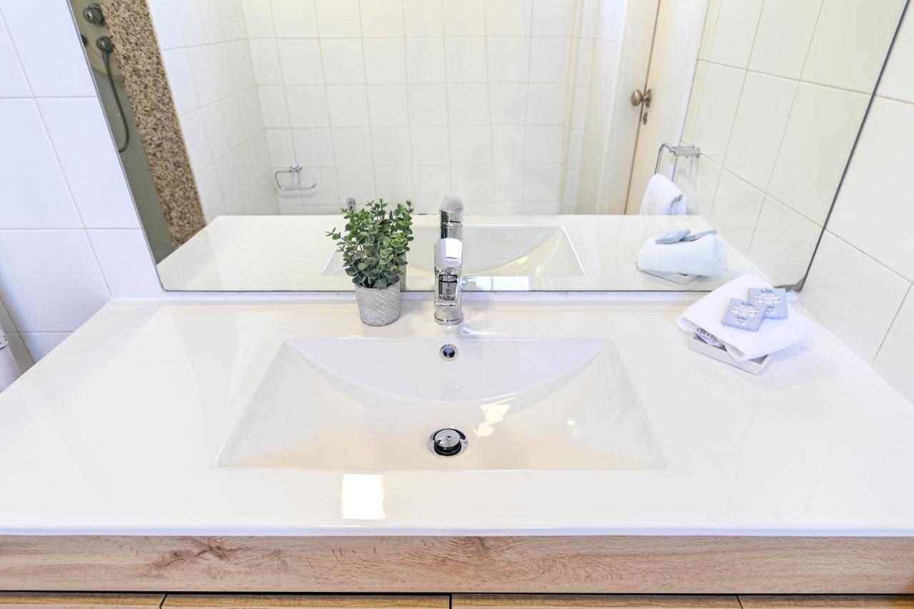 Apartamento Familiar Na Se De Braga - Afonso Henriques ภายนอก รูปภาพ