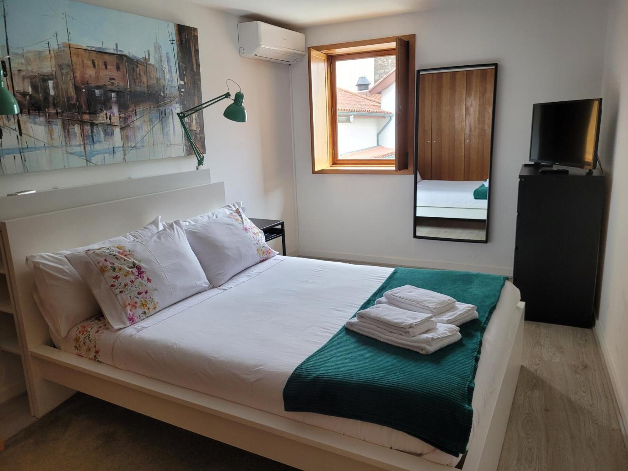 Apartamento Familiar Na Se De Braga - Afonso Henriques Apartment ภายนอก รูปภาพ